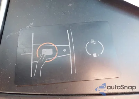 2018 Tesla Model 3 Long Range/Mid Range z USA, uszkodzony, nr VIN 5YJ3E1EA7JF042433